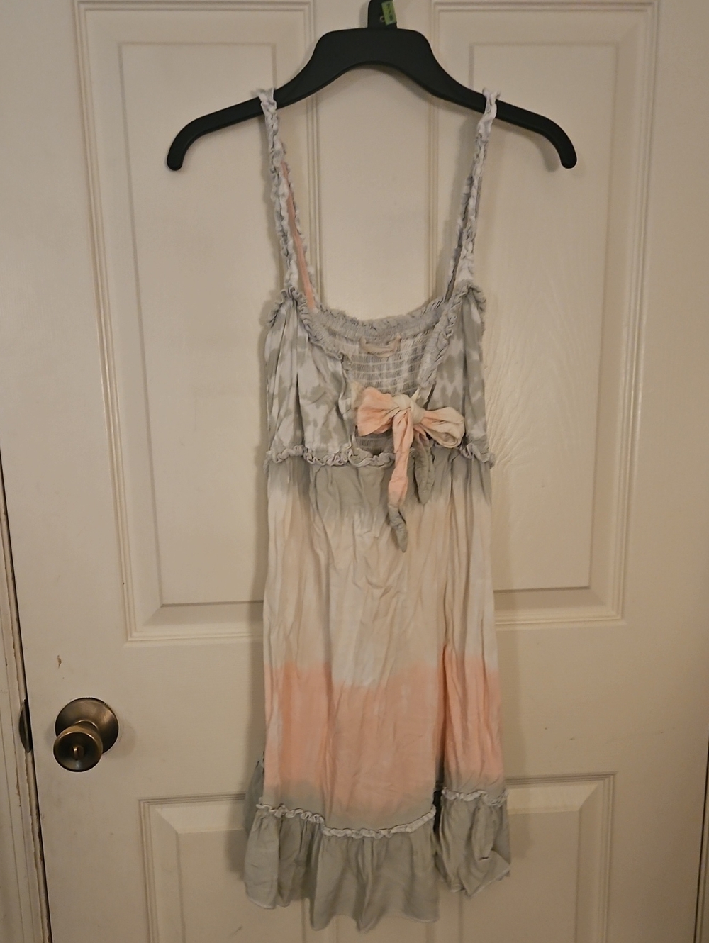 Ocean Drive Tie-Dye Spaghetti Strap Chemise in Pale Peach and Light Gray